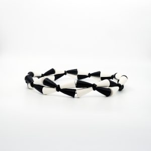 Quartet necklace - black & white